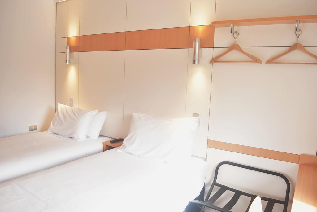 ไอบิส บัดเจ็ต กอสฟอร์ด Hotel กอสเฟิร์ด ภายนอก รูปภาพ