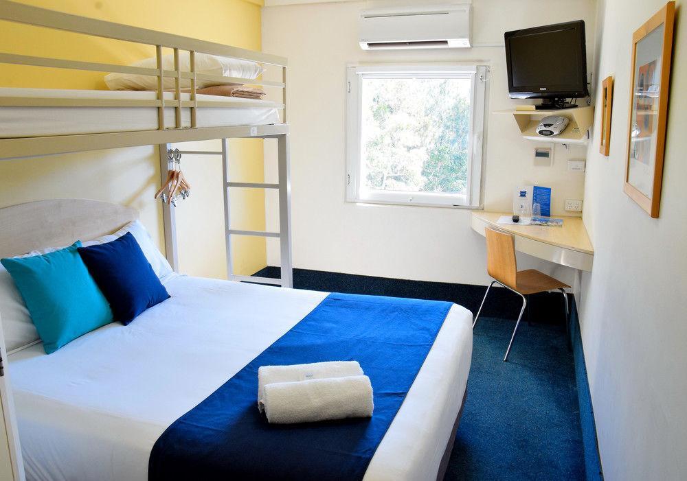 ไอบิส บัดเจ็ต กอสฟอร์ด Hotel กอสเฟิร์ด ภายนอก รูปภาพ