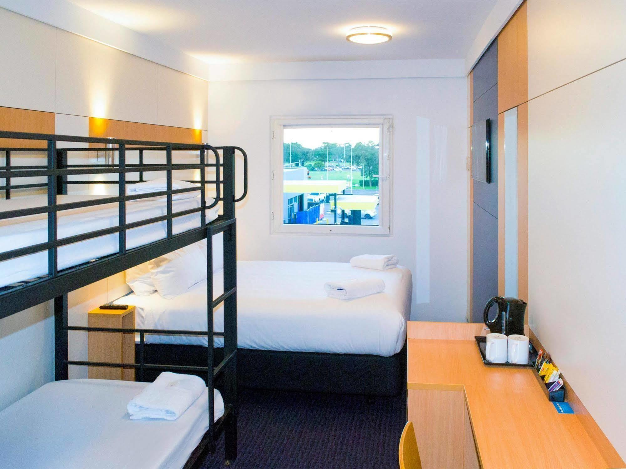 ไอบิส บัดเจ็ต กอสฟอร์ด Hotel กอสเฟิร์ด ภายนอก รูปภาพ